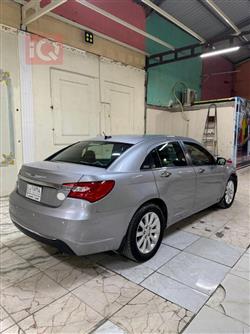 كرايسلر 200